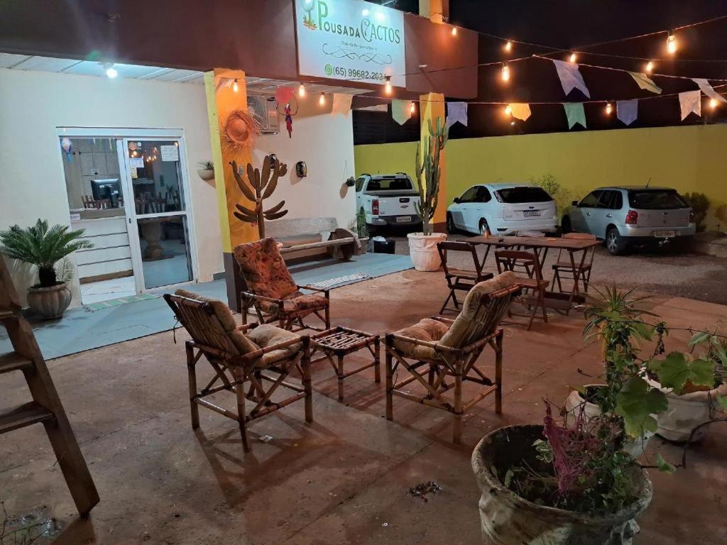 Pousada Cactos Chapada dos Guimarães Exterior foto